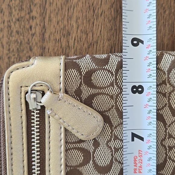 Coach Metalic Gold-Tone/ Brown Clutch - Picture 3 of 10